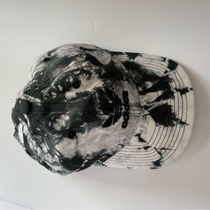 Adidas adjustable hat